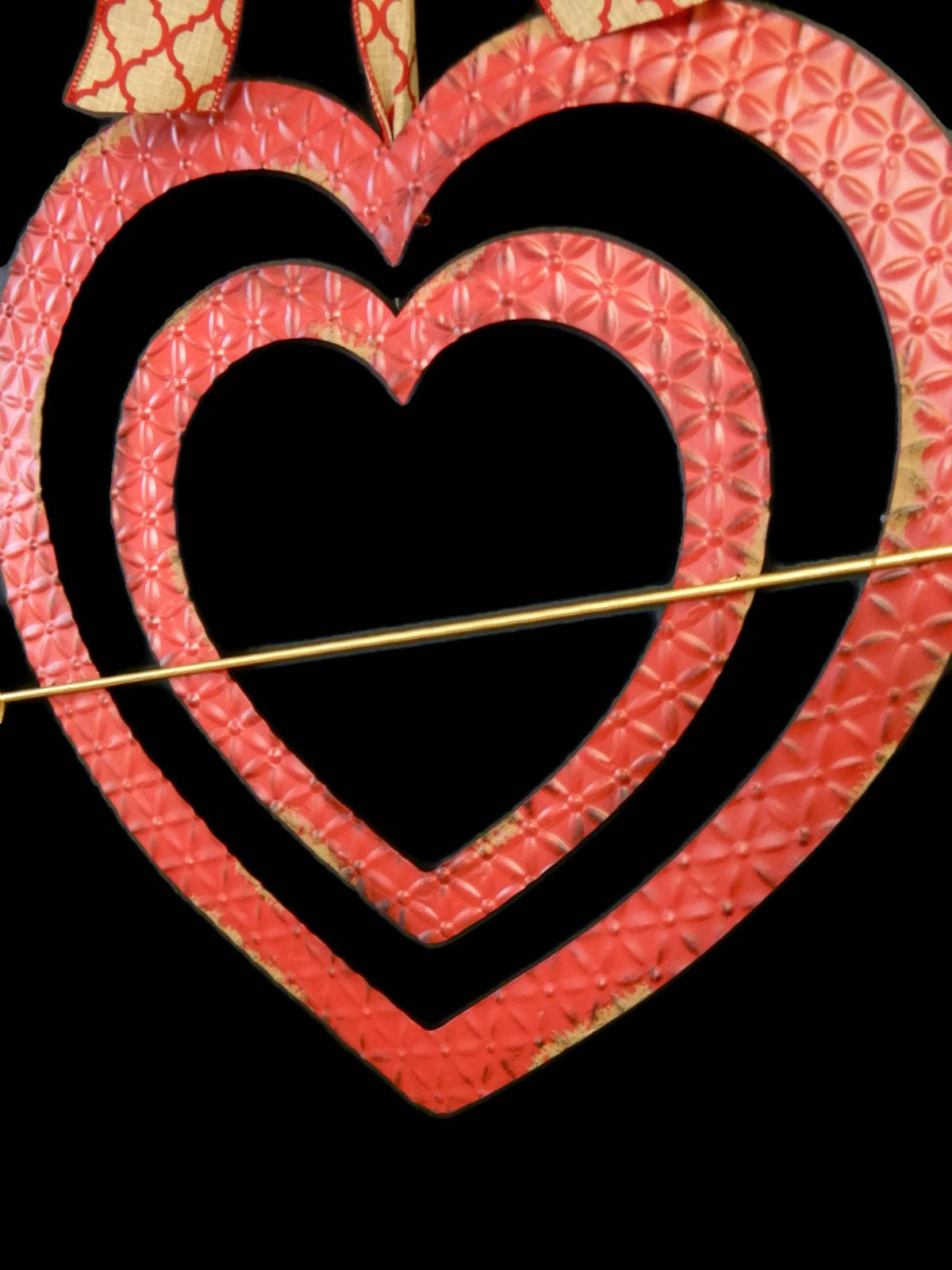 Rustic Farmhouse Cupid's Arrow Heart Door Hanger with Bow