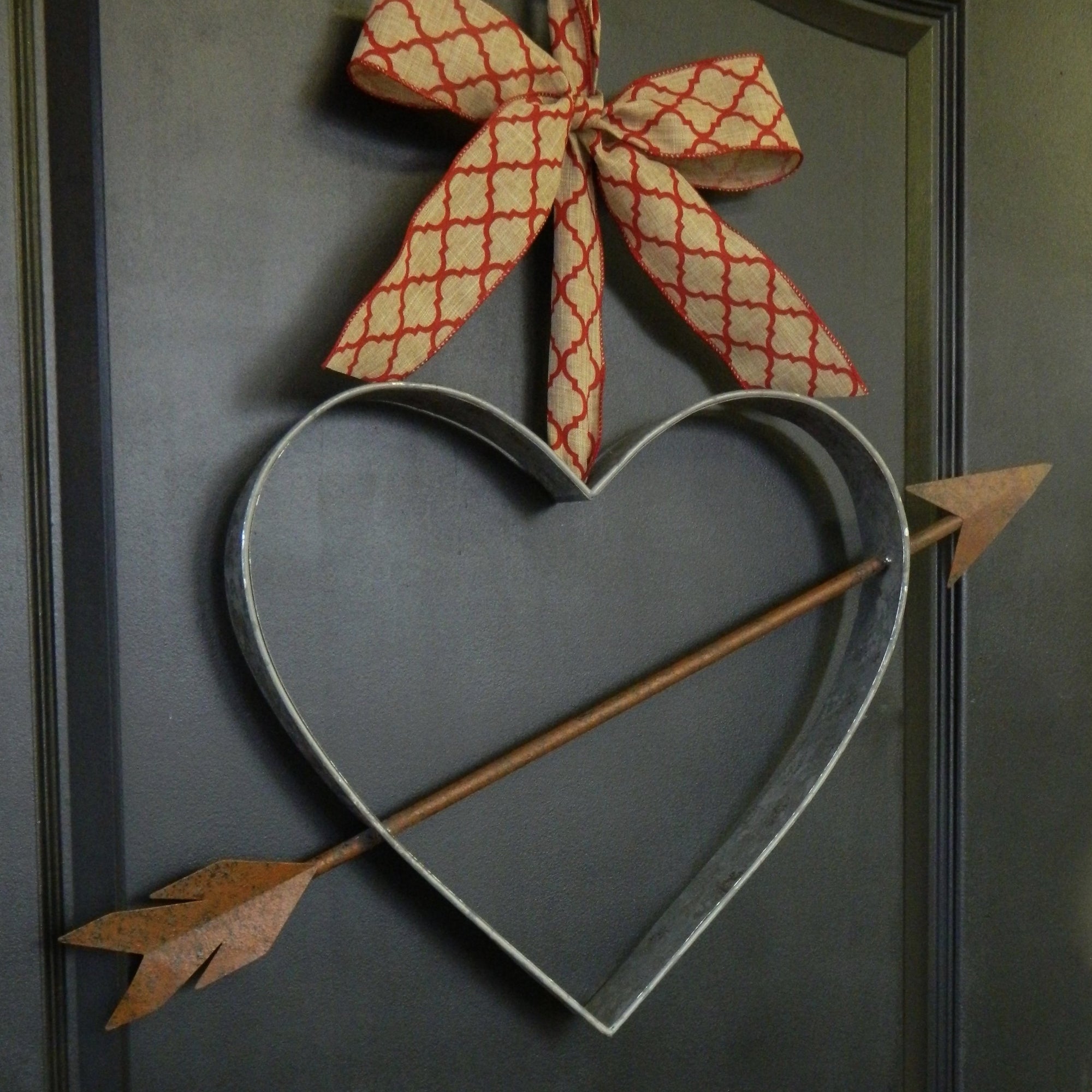 Farmhouse Heart Door Hanger