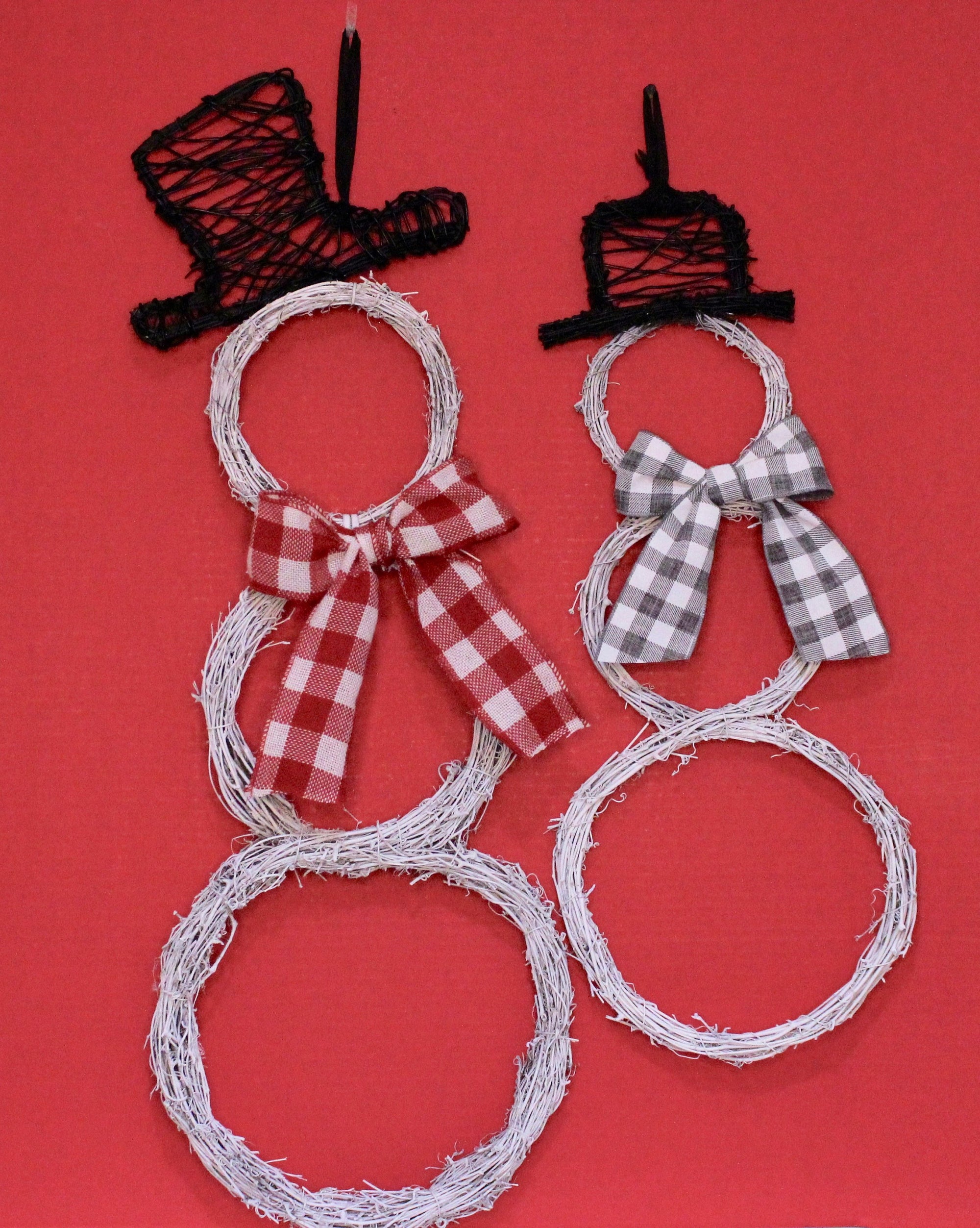 White Grapevine Snowman Wreath