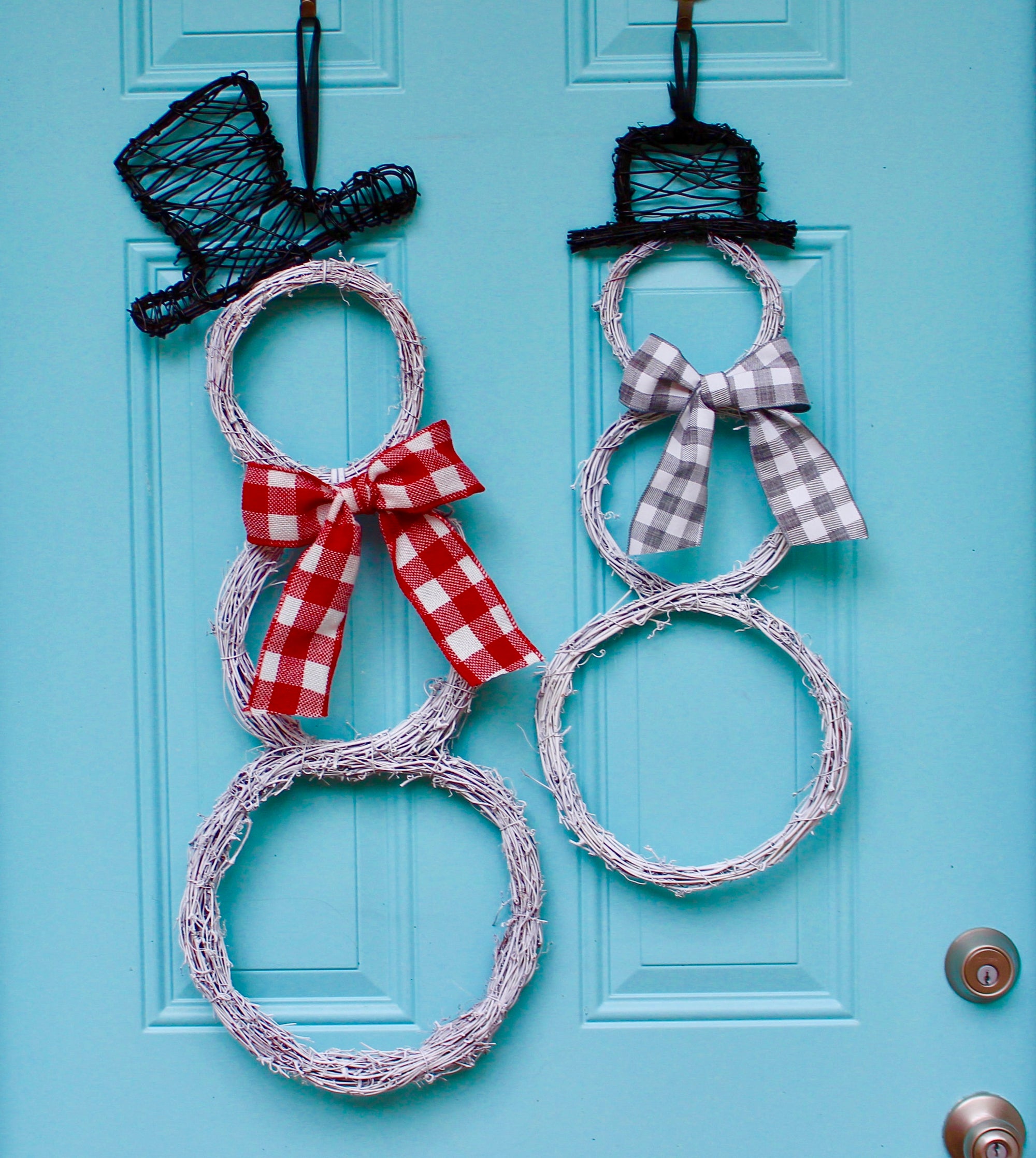 White Grapevine Snowman Wreath