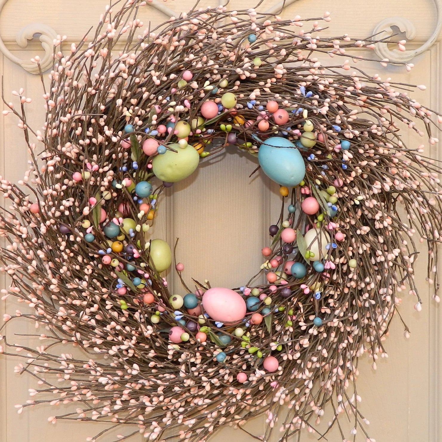 Primitive Easter Egg Wreath with Pip Berries