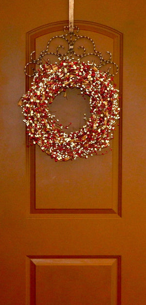 Red & Cream Berry Wreath with Leaves