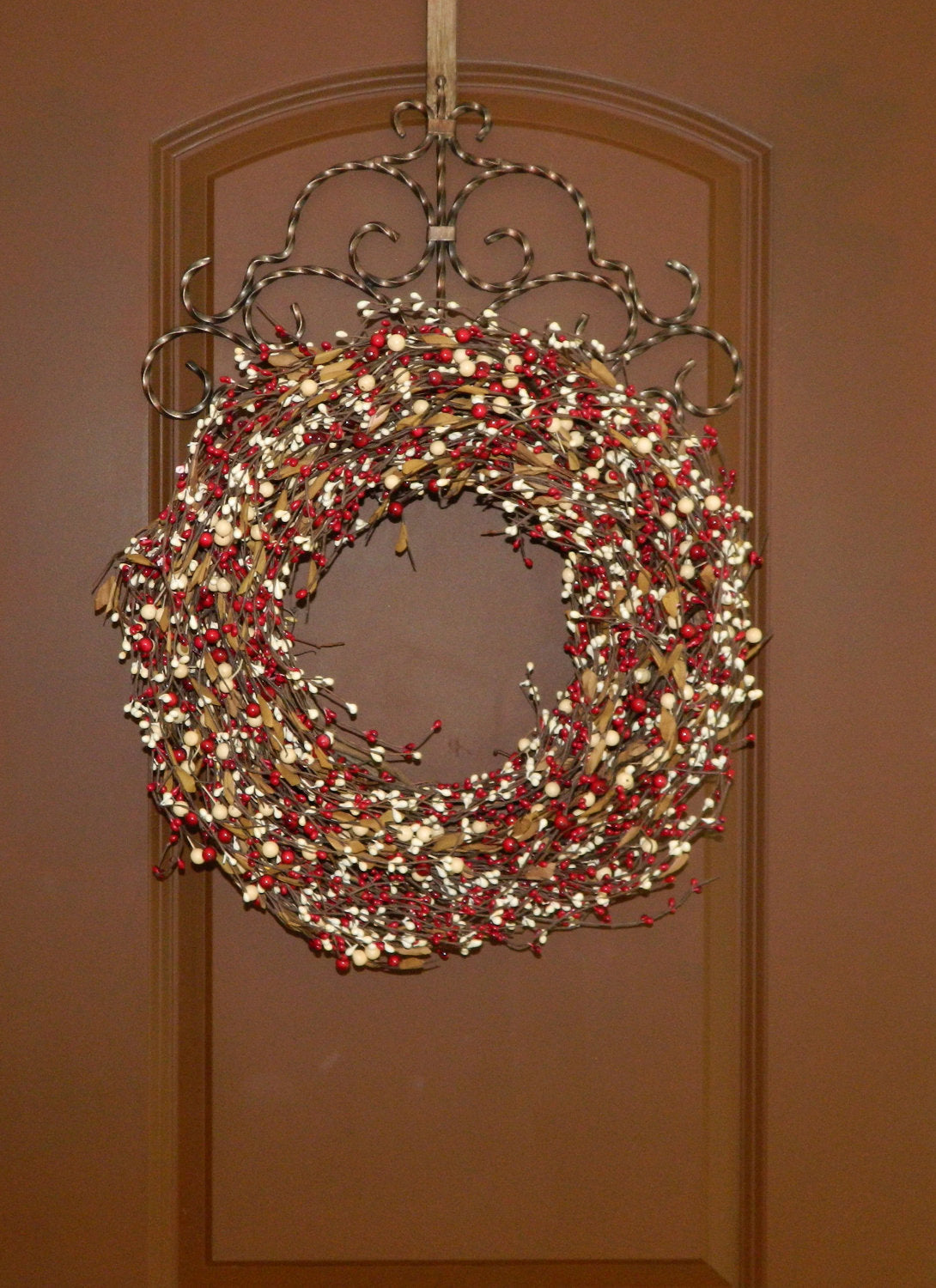 Red & Cream Berry Wreath with Leaves
